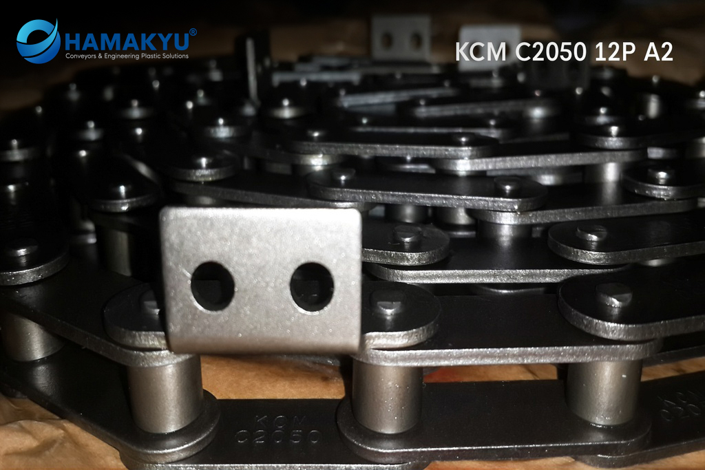KCM Double Pitch Roller Chains With Attachments